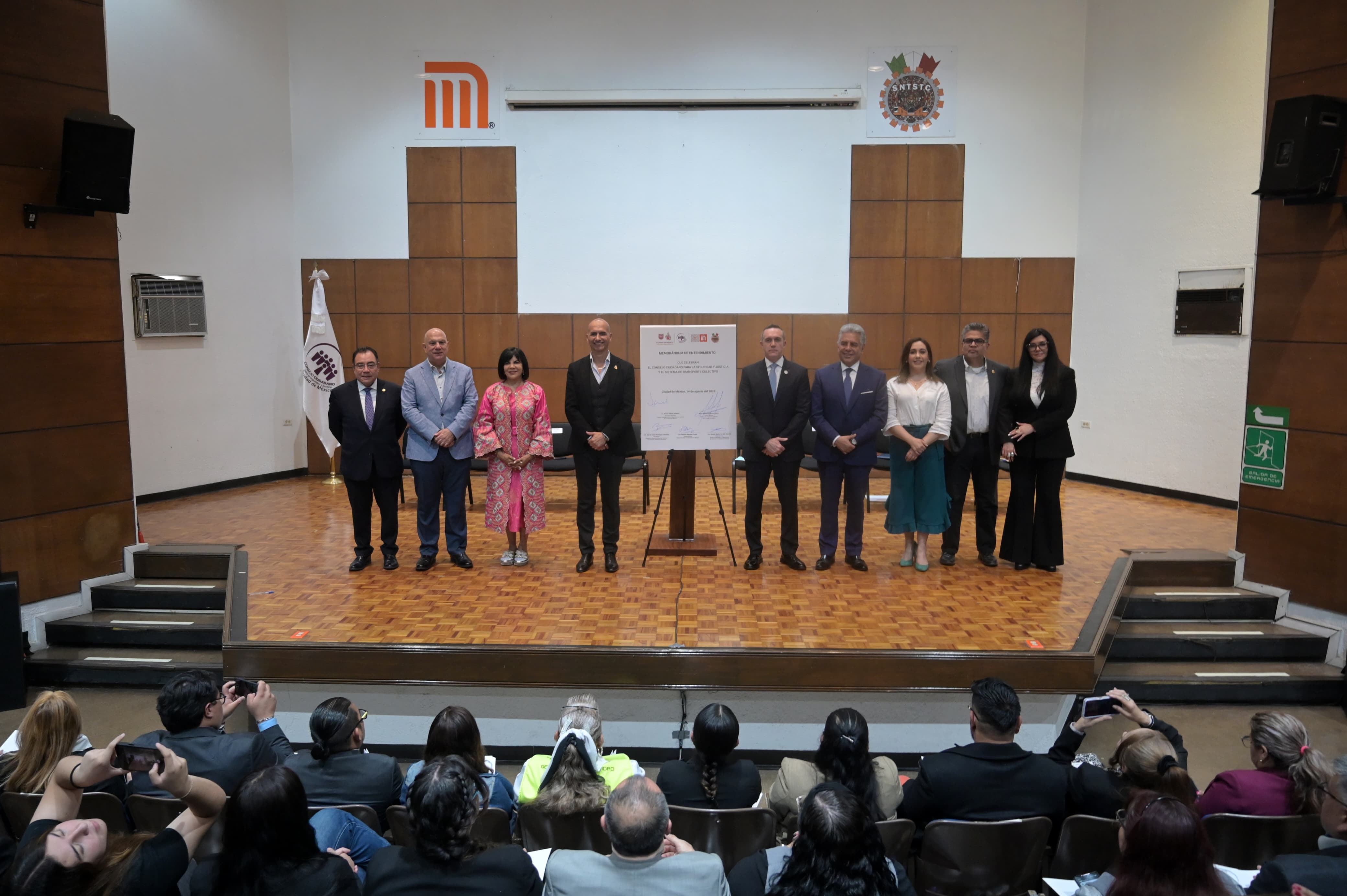 ACERCAN CONSEJO CIUDADANO Y METRO SERVICIOS DE PREVENCIÓN AL DELITO Y SALUD MENTAL A PERSONAS USUARIAS